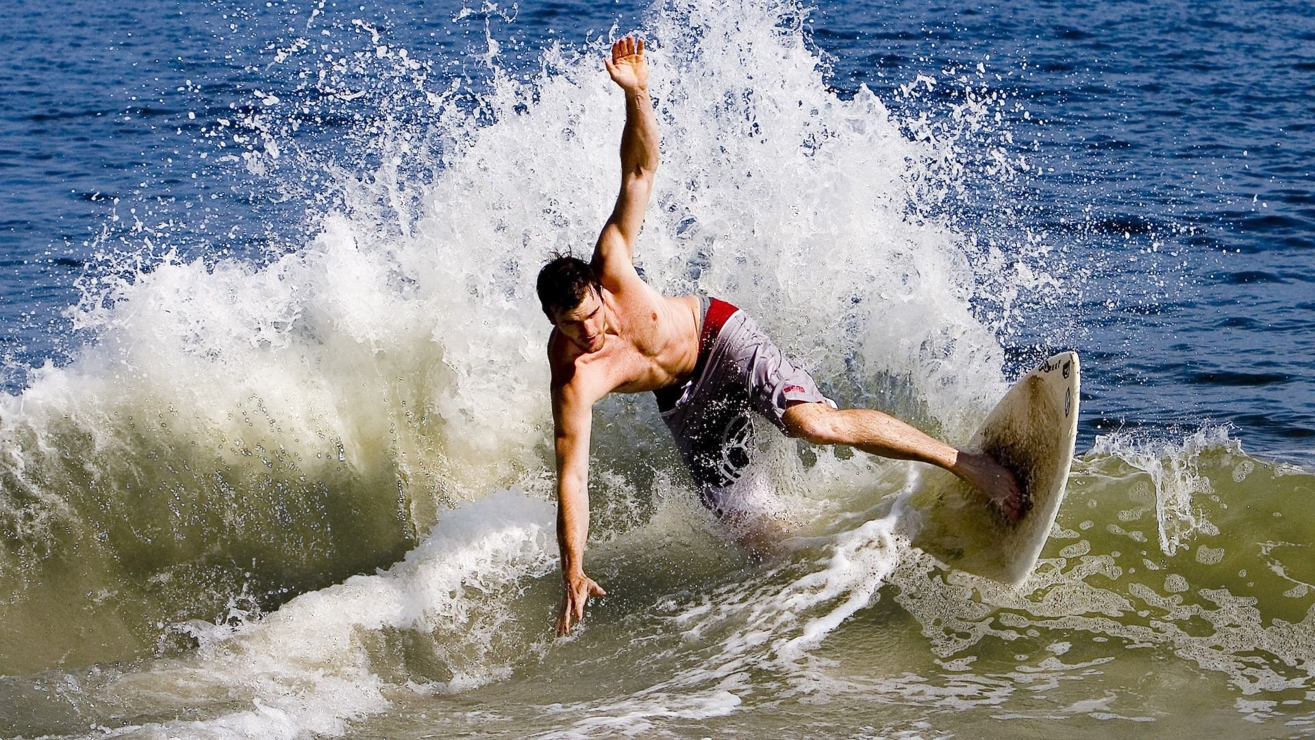 爱游戏官方-杜兰特化身关键先生，奇才横扫吉林队展现实力